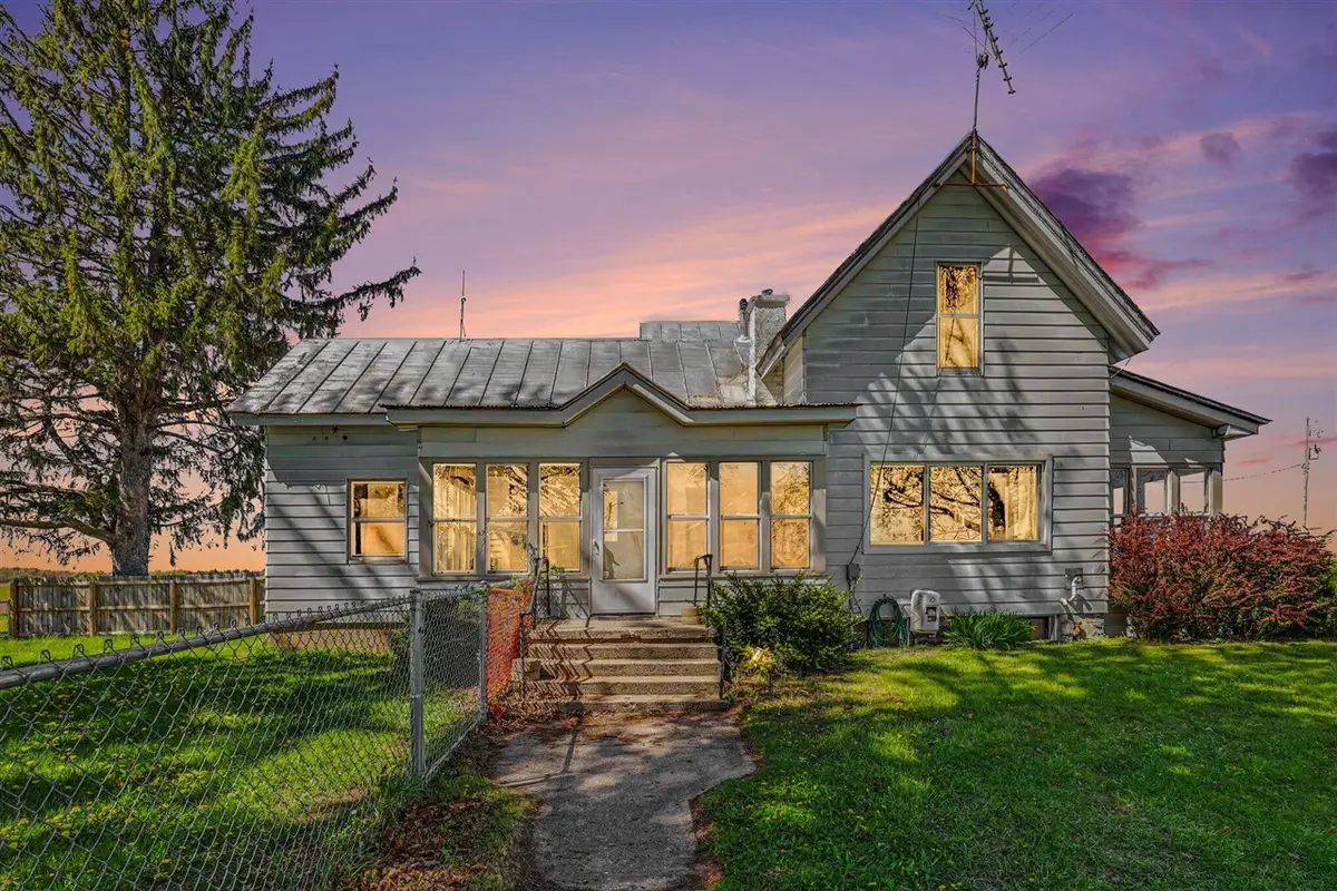 3304 S Greenville, Greenville, MI 48838 - #1