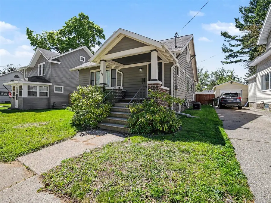 921 Ireland, Muskegon, MI 49441 - #3