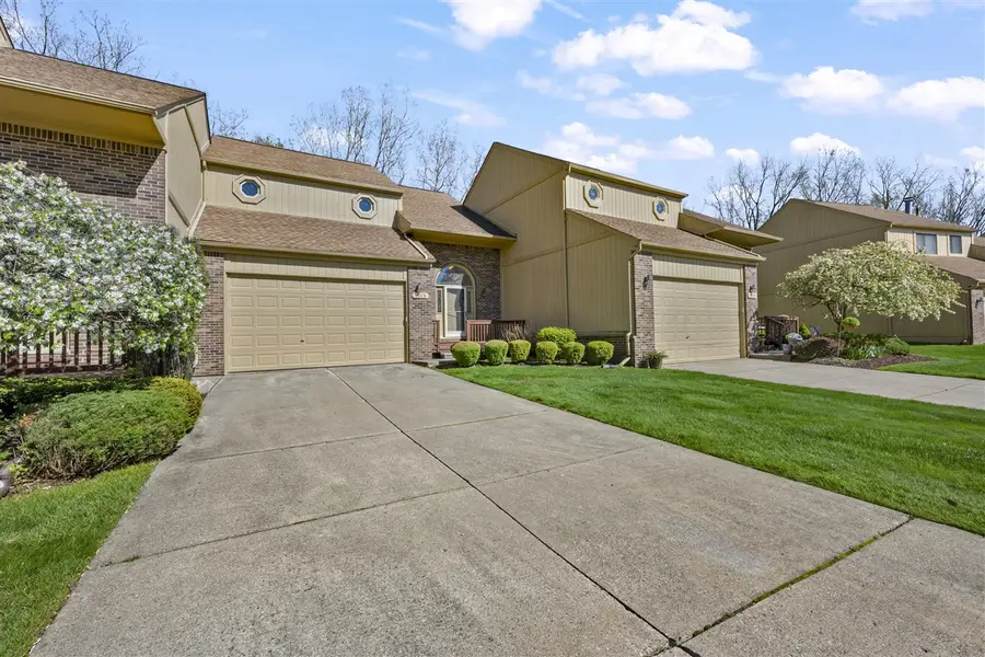 2119 Rochelle Park, Rochester Hills, MI 48309 - #2