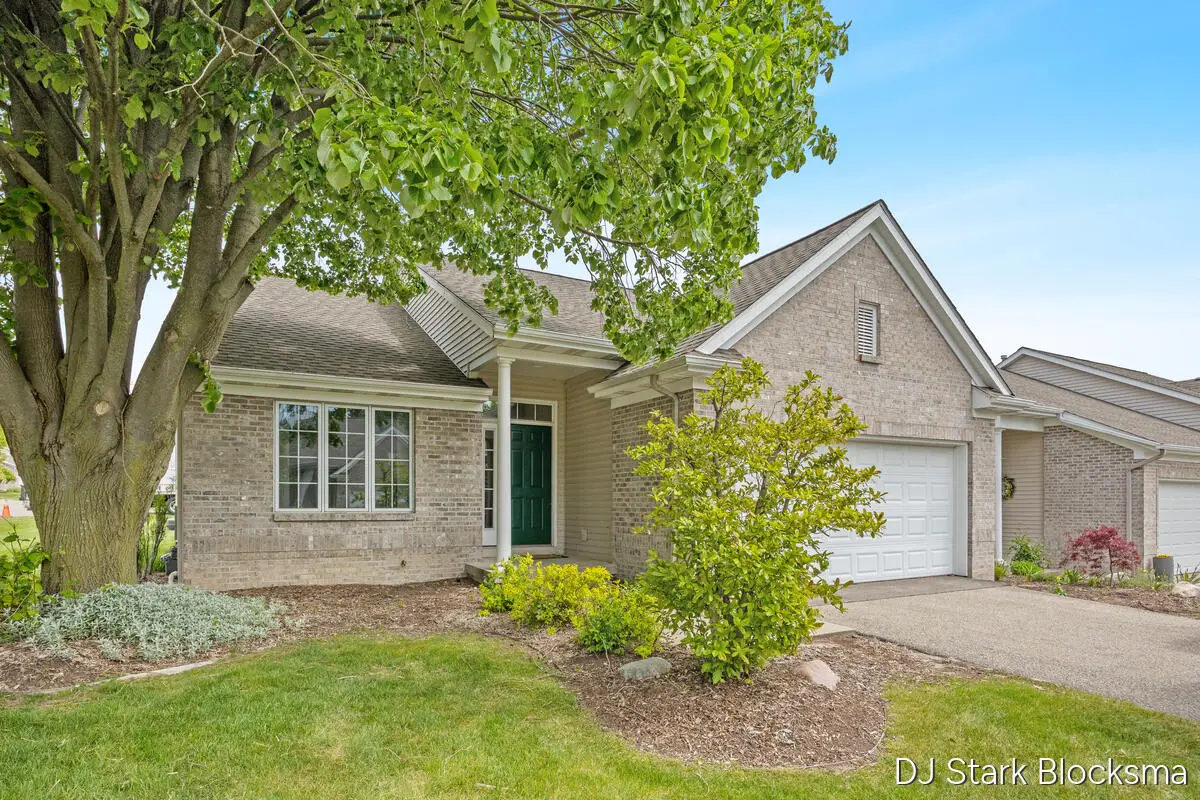 2038 Palmerton, Grand Rapids, MI 49505 - #1