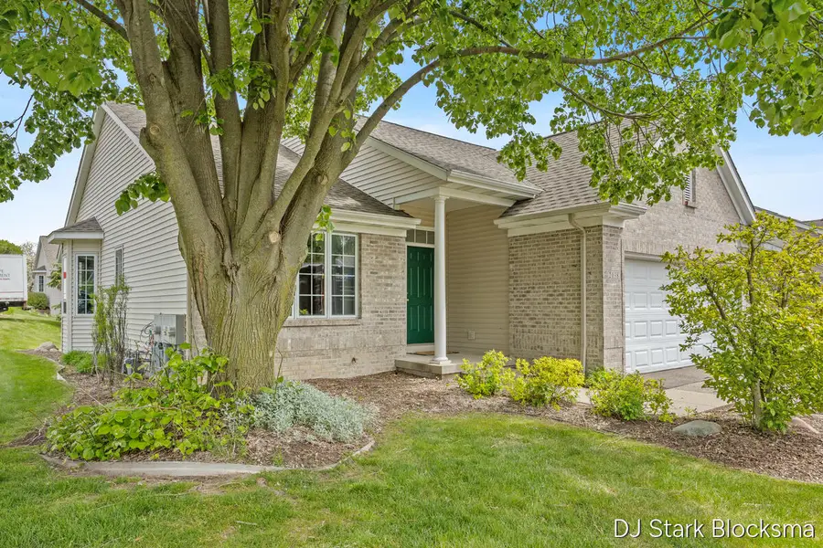 2038 Palmerton, Grand Rapids, MI 49505 - #2