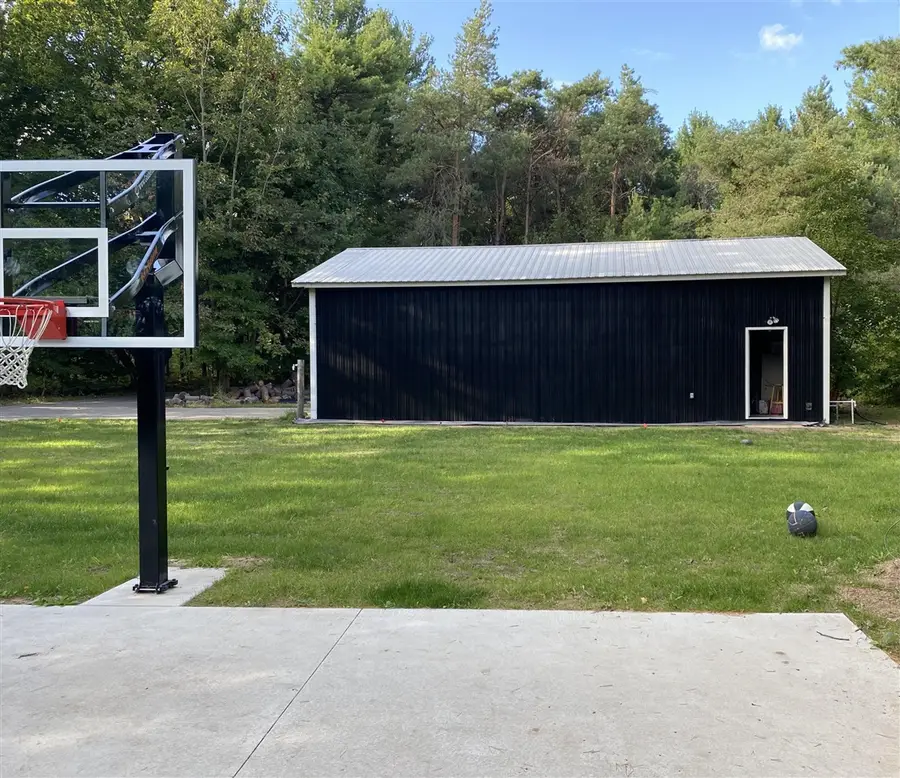 16381 Greenly, Holland, MI 49424 - #3
