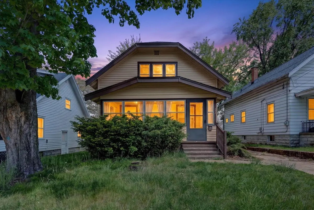 335 Dickinson, Grand Rapids, MI 49507 - #1