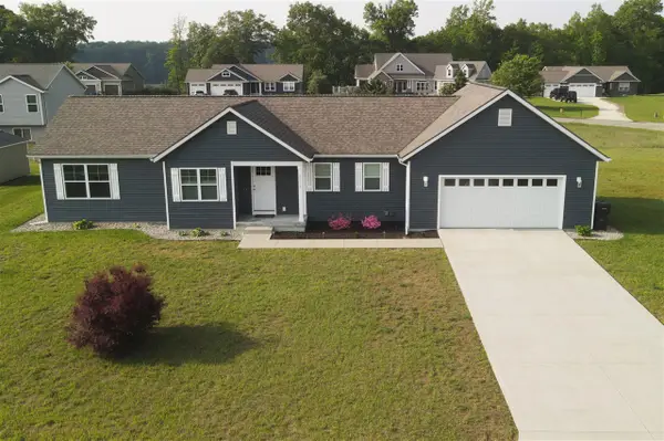 3290 Signal Point, Allegan, MI 49010