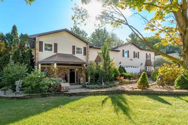 7702 N Gleneagle, Kalamazoo, MI 49048