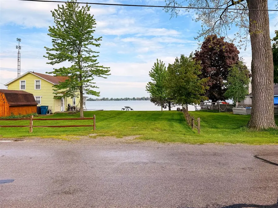 5175 Pleasant Valley, Manitou Beach, MI 49253 - #3