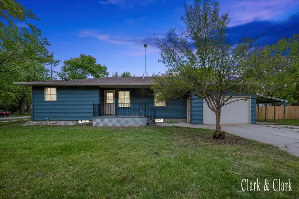 6 N Park, Cedar Springs, MI 49319