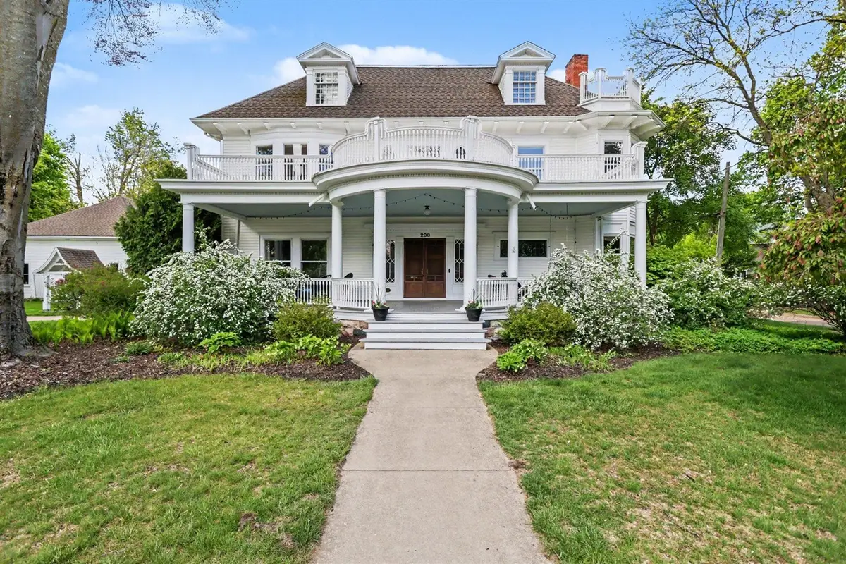 208 W Prospect, Marshall, MI 49068 - #1