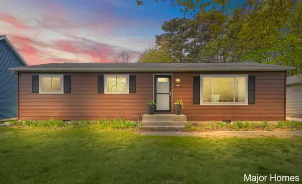 1015 Vogel, Ludington, MI 49431