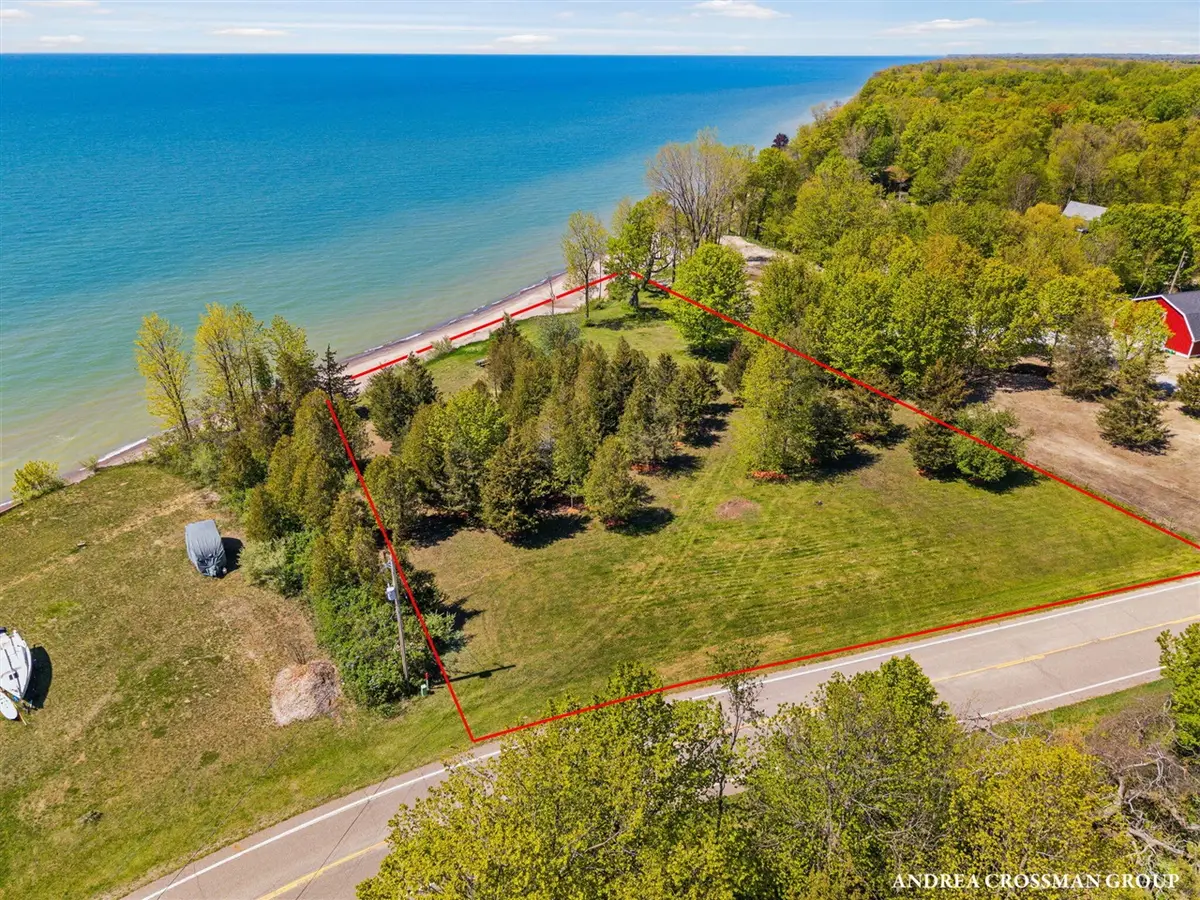 Adams, South Haven, MI 49090 - #1