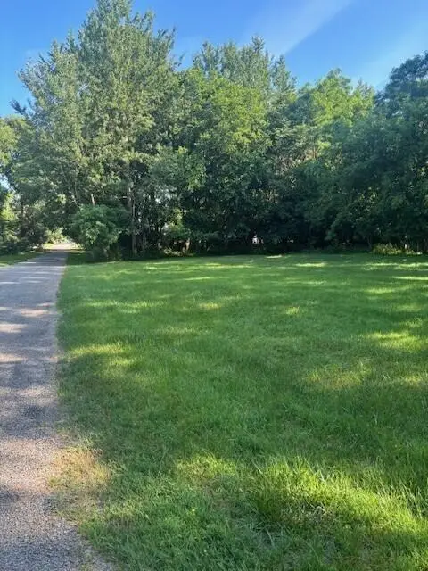 425 S Barker, New Buffalo, MI 49117