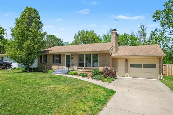 725 Parkway, Grand Rapids, MI 49525