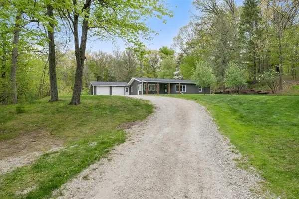 7924 Pine Island, Belmont, MI 49306