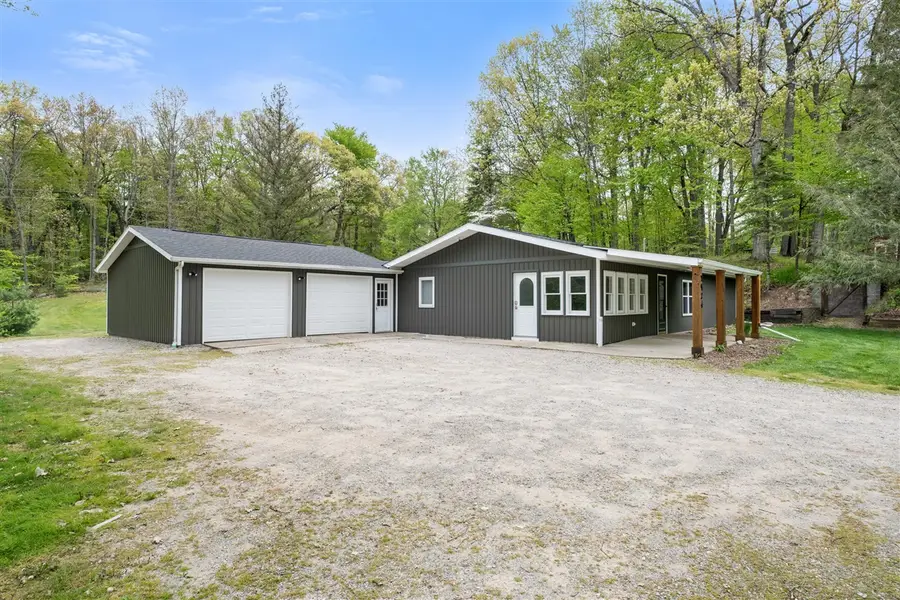 7924 Pine Island, Belmont, MI 49306 - #3