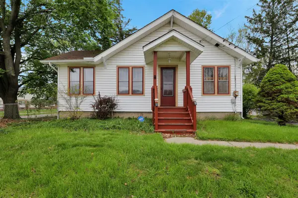 4308 Pleasant Grove, Lansing, MI 48910