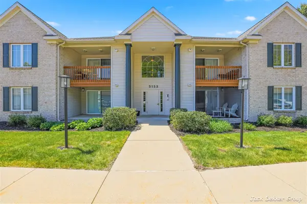 3153 E Crystal Waters #2, Holland, MI 49424
