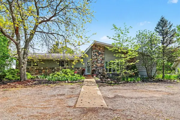 165 East, Grass Lake, MI 49240