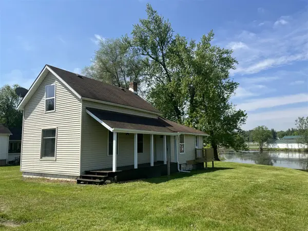 154 W Saint Joe, Hillsdale, MI 49242