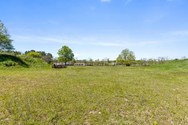 1197 Godfrey, Lowell, MI 49331