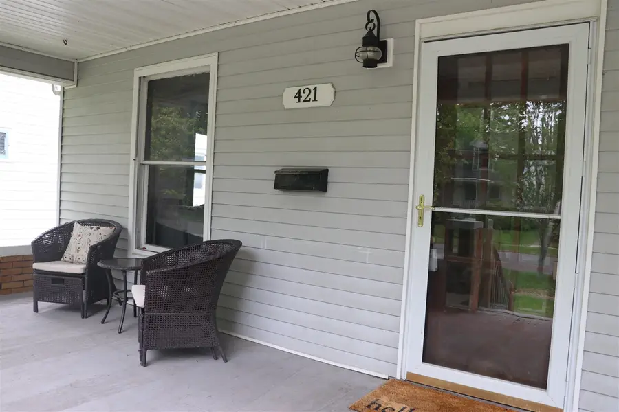 421 E 6th, Monroe, MI 48161 - #3