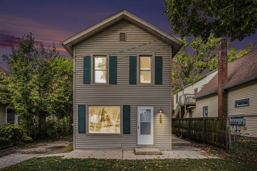 831 Vine, Lansing, MI 48912 - #2
