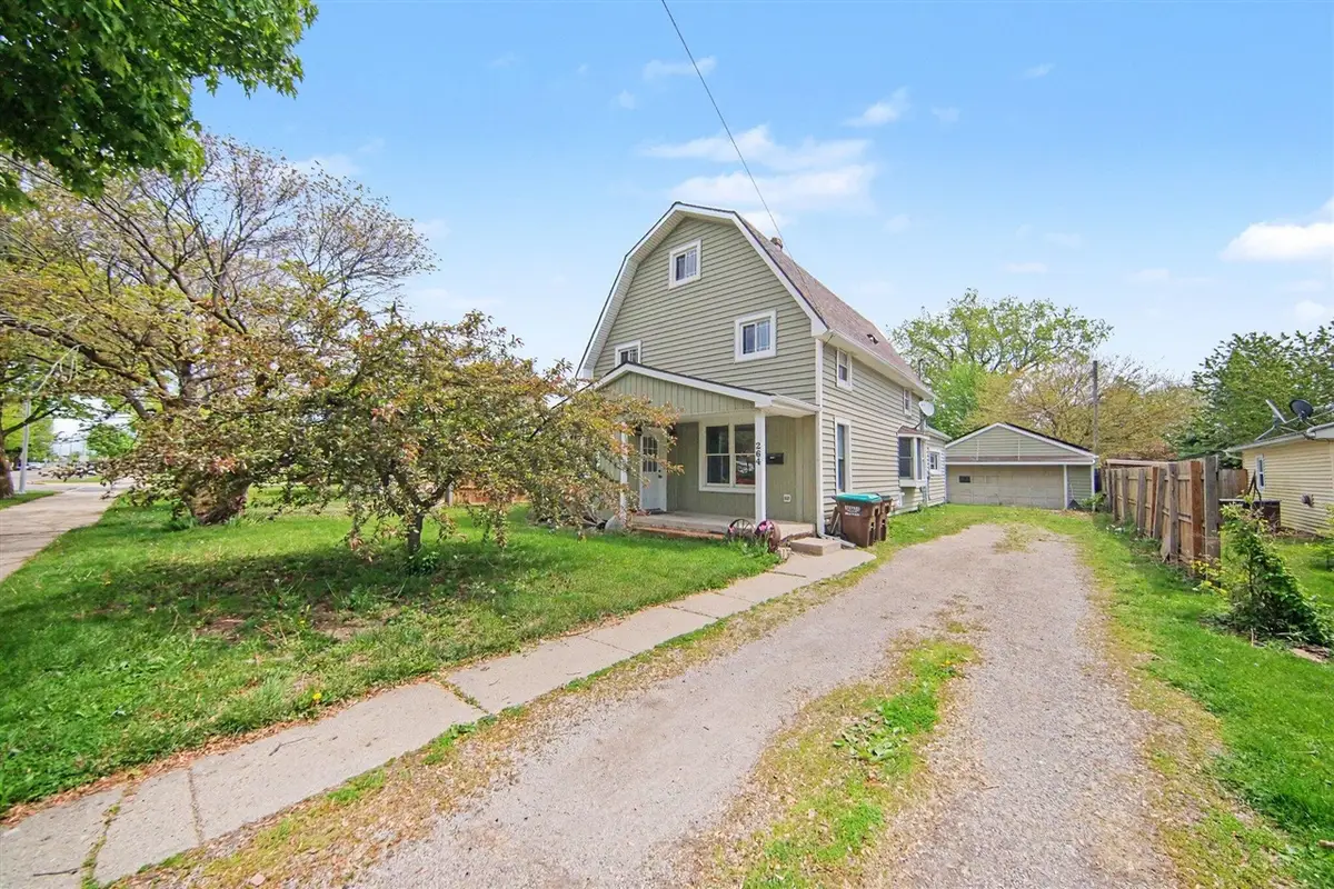 264 Ypsilanti, Dundee, MI 48131 - #1