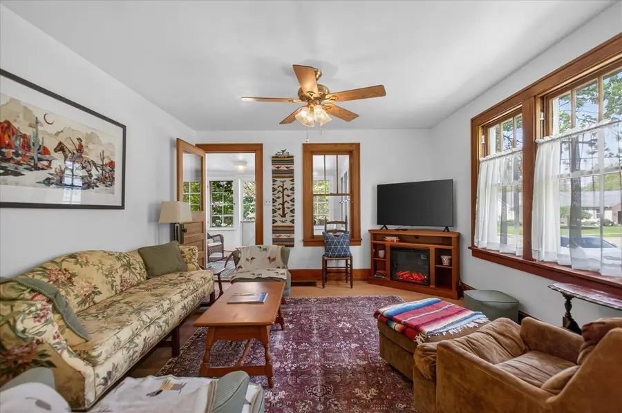 1007 W Detroit, New Buffalo, MI 49117 - #3