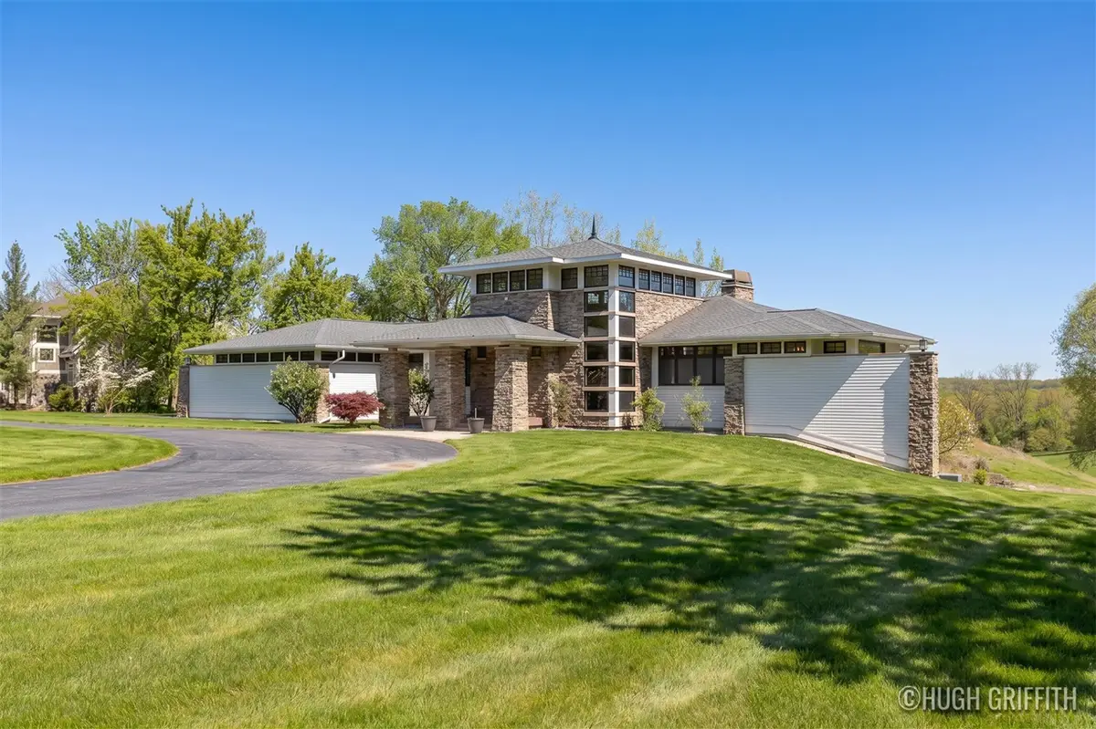899 Skyevale, Ada, MI 49301 - #1