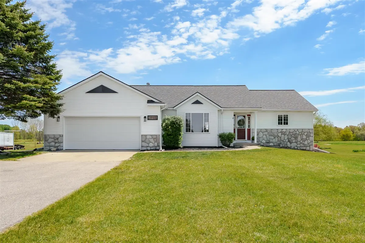 3565 4th, Wayland, MI 49348 - #1
