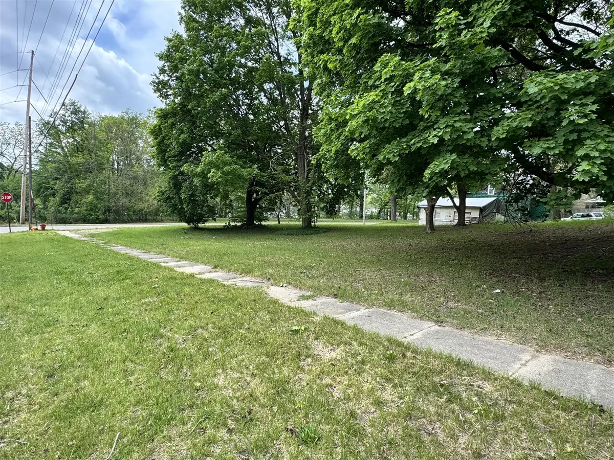 210 W River, Otsego, MI 49078 - #1