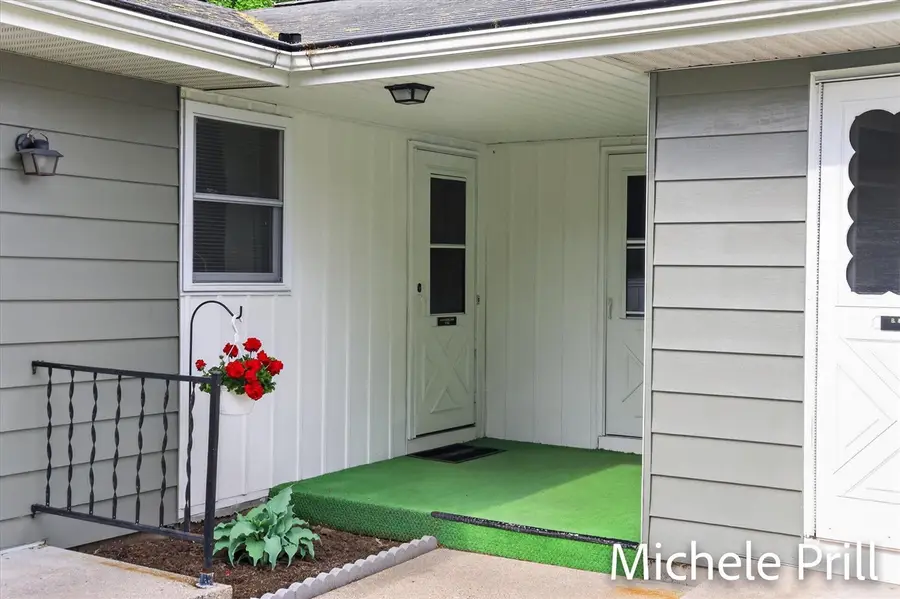5160 Southglow, Kentwood, MI 49508 - #3