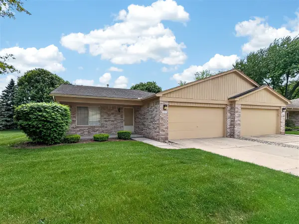41520 Janet #60, Clinton Township, MI 48038