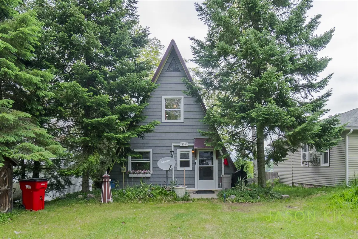 679 W Lincoln, White Cloud, MI 49349 - #1