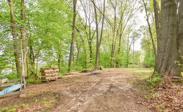 2480 Bluff, Reading, MI 49274
