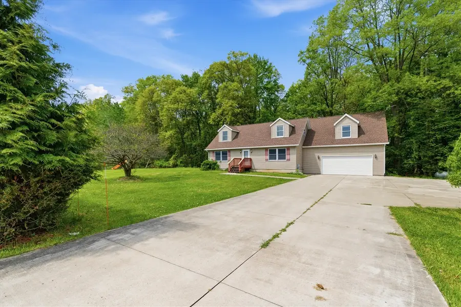 9949 Crofoot, Fowlerville, MI 48836 - #3