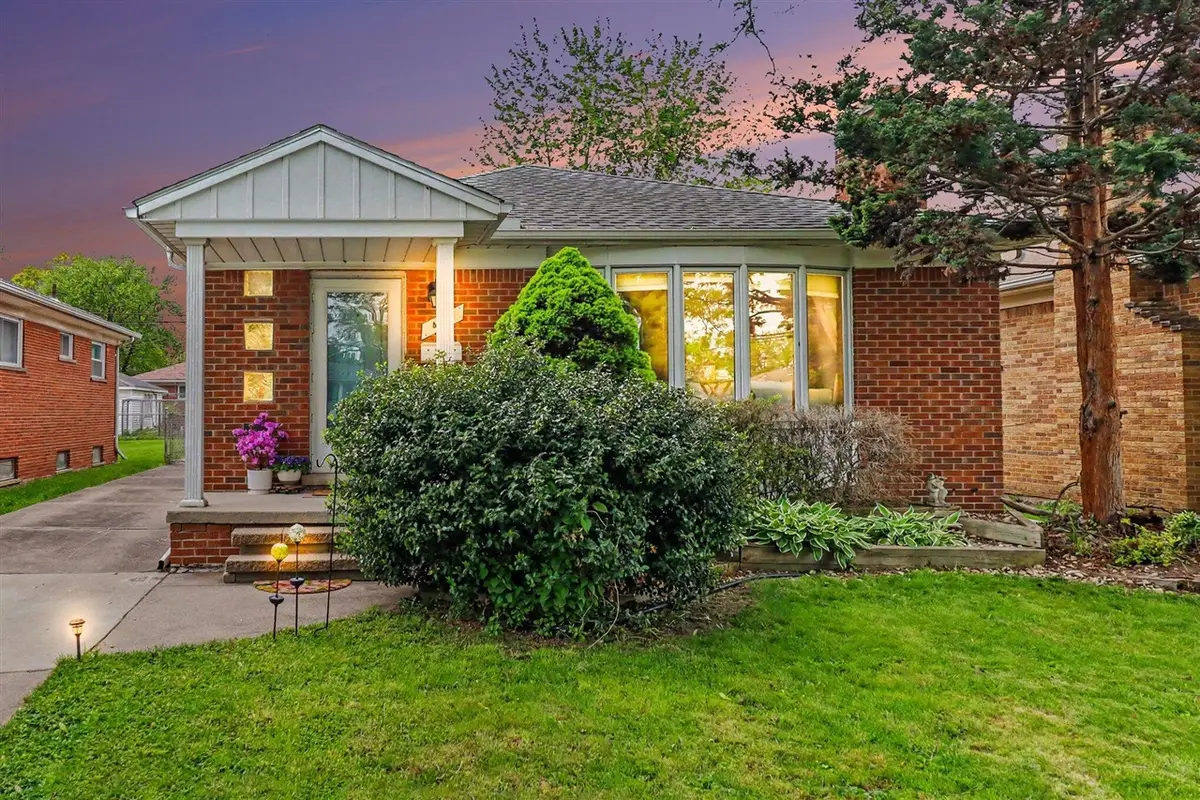 4114 Mckinley, Dearborn Heights, MI 48125 - #1