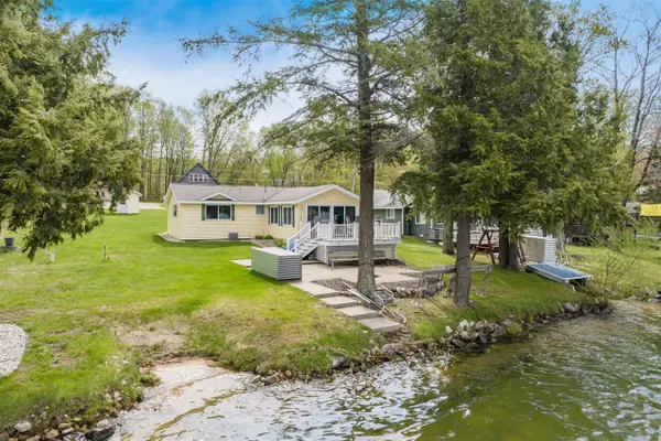 5041 Maple Knoll, Kalkaska, MI 49646