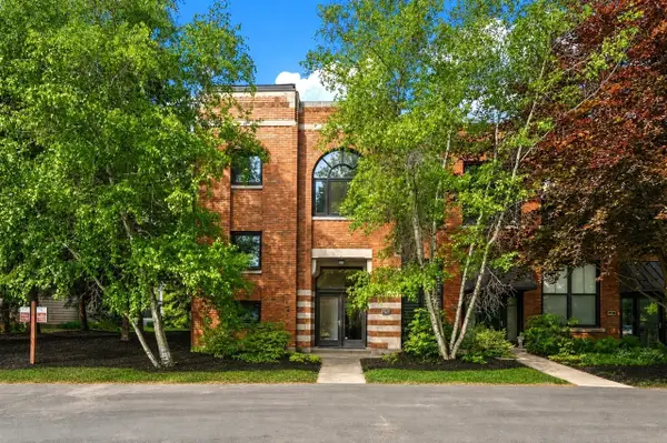 222 S Whittaker #G, New Buffalo, MI 49117
