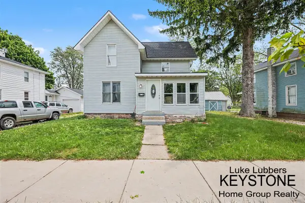 1312 Pearl, Lake Odessa, MI 48849
