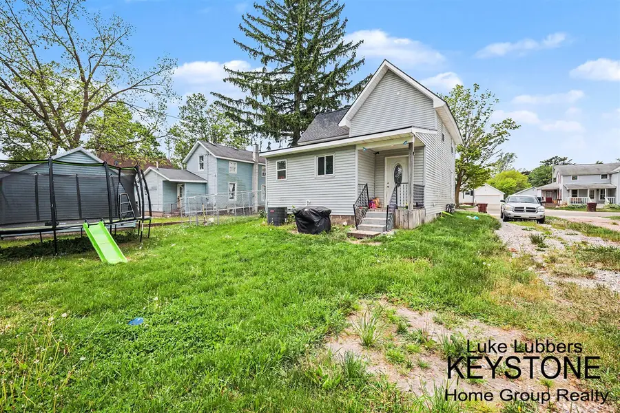 1312 Pearl, Lake Odessa, MI 48849 - #3