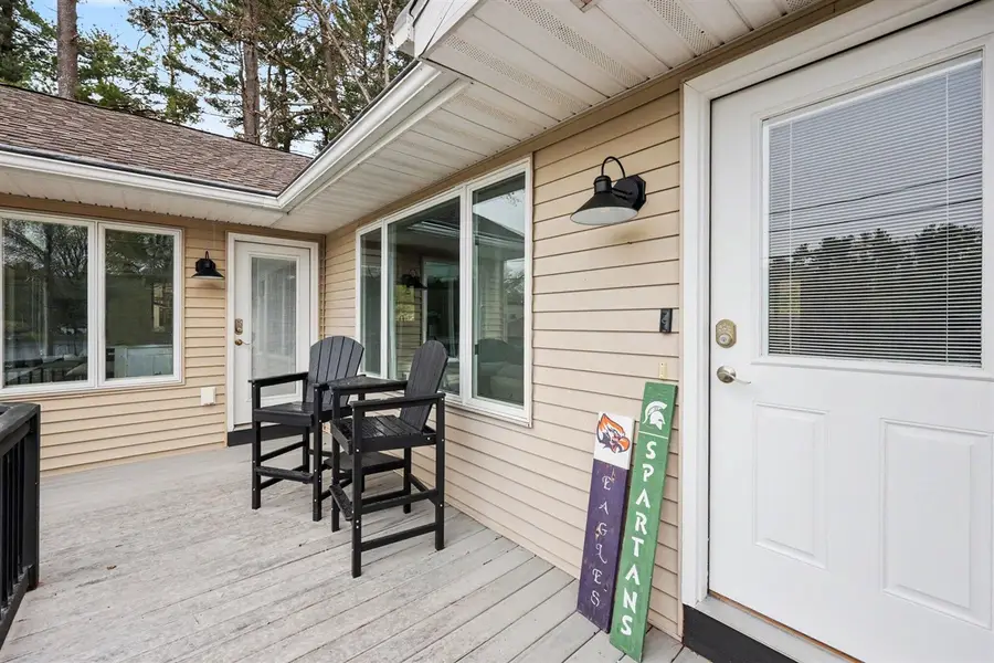 327 W Baldwin Lake, Greenville, MI 48838 - #2