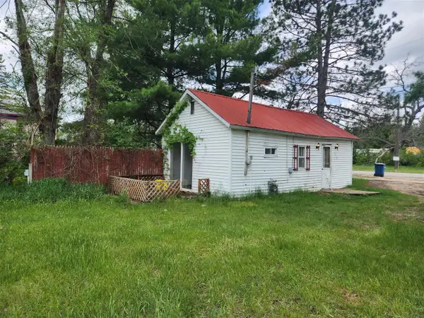 575 Eighth, Baldwin, MI 49304