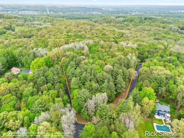 2855 Gulliford, Lowell, MI 49331