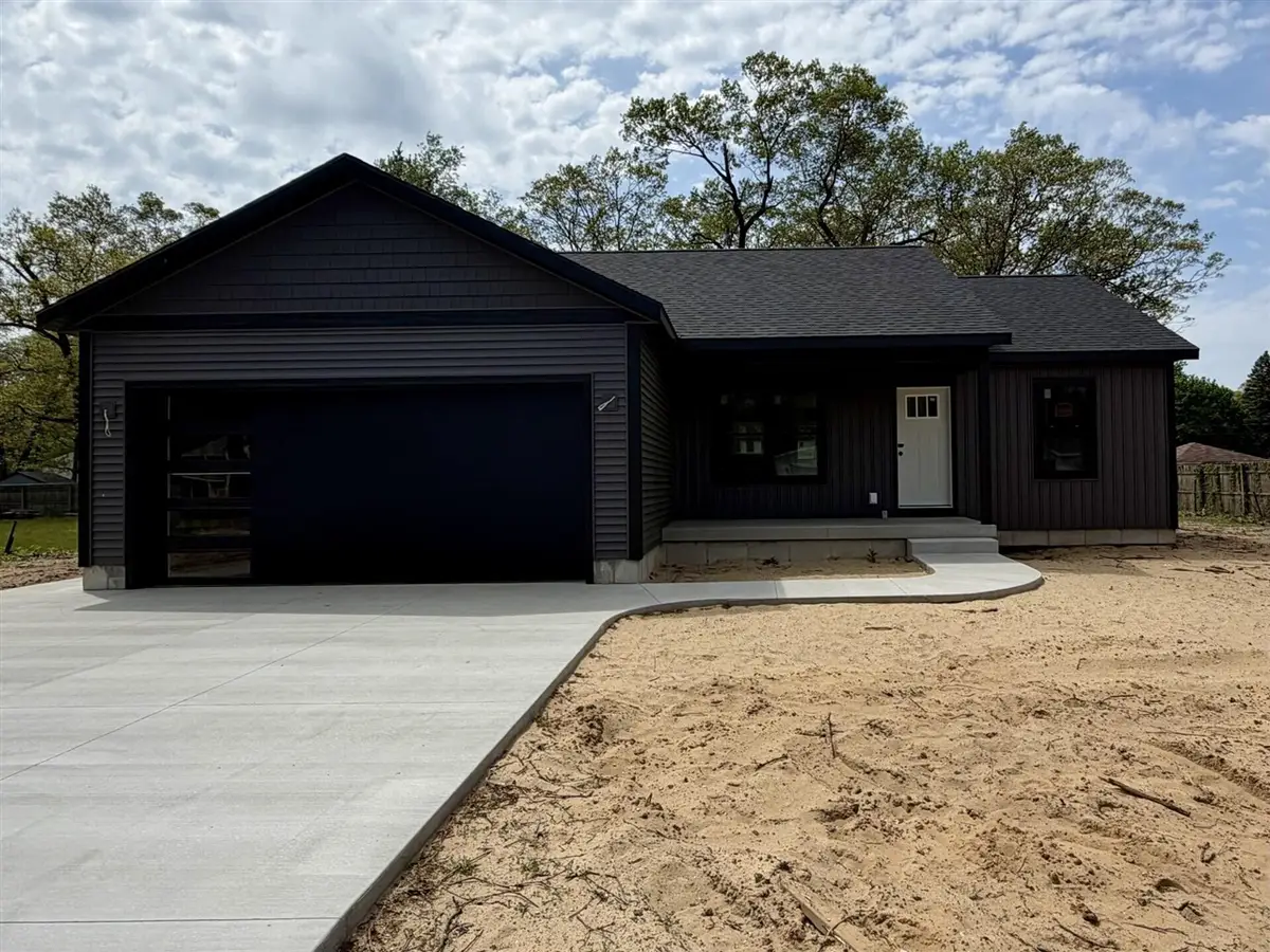 137 S Bock, Muskegon, MI 49442 - #1