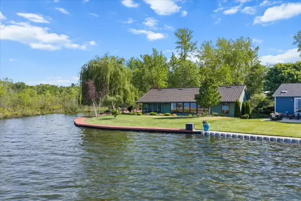4335 Harmony, Shelbyville, MI 49344