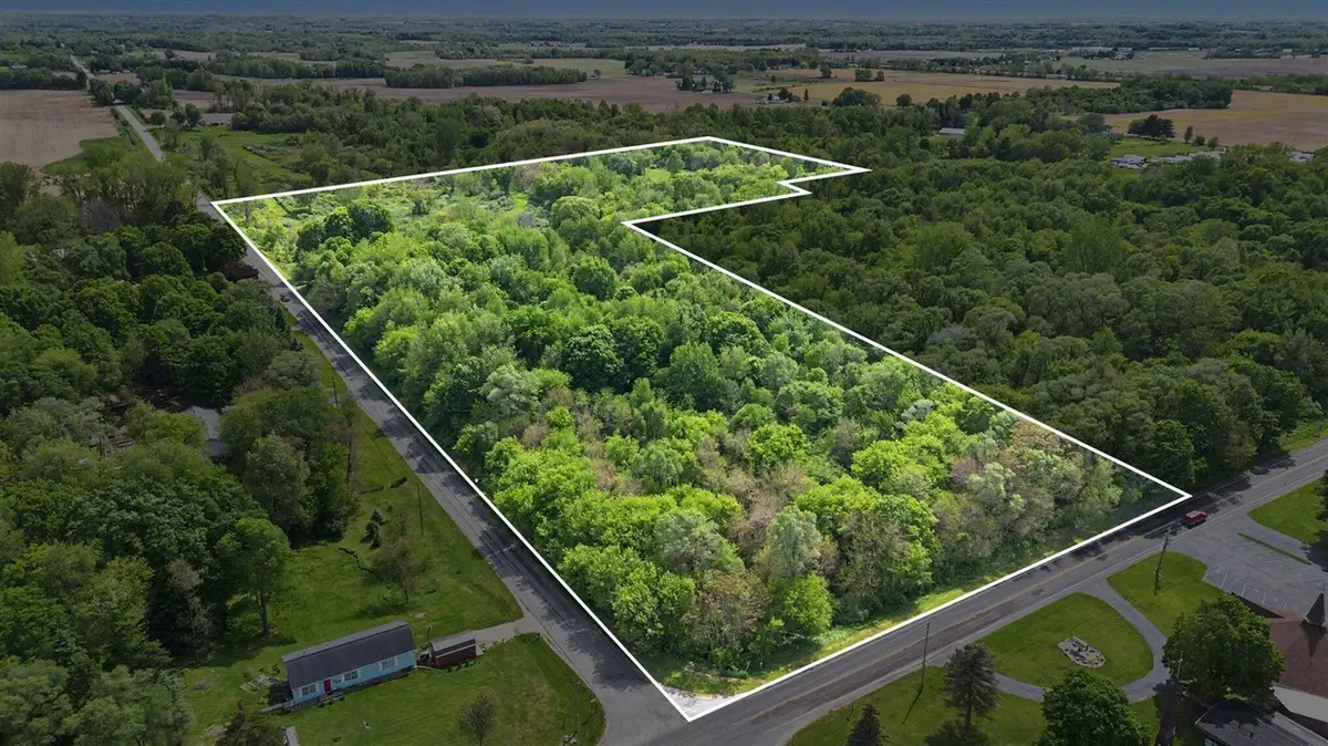 4244 Hillandale, Sodus, MI 49126 - #1