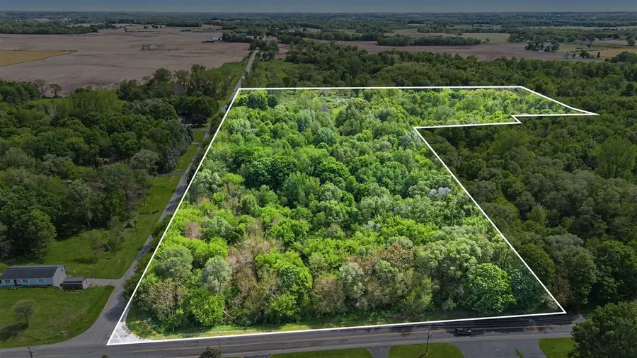 4244 Hillandale, Sodus, MI 49126 - #2