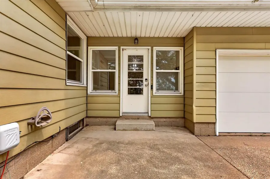 2620 Kraft, Grand Rapids, MI 49546 - #2
