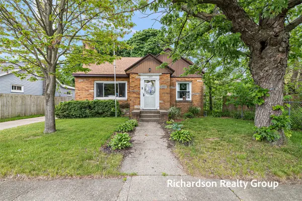 1261 Graf, Muskegon, MI 49442