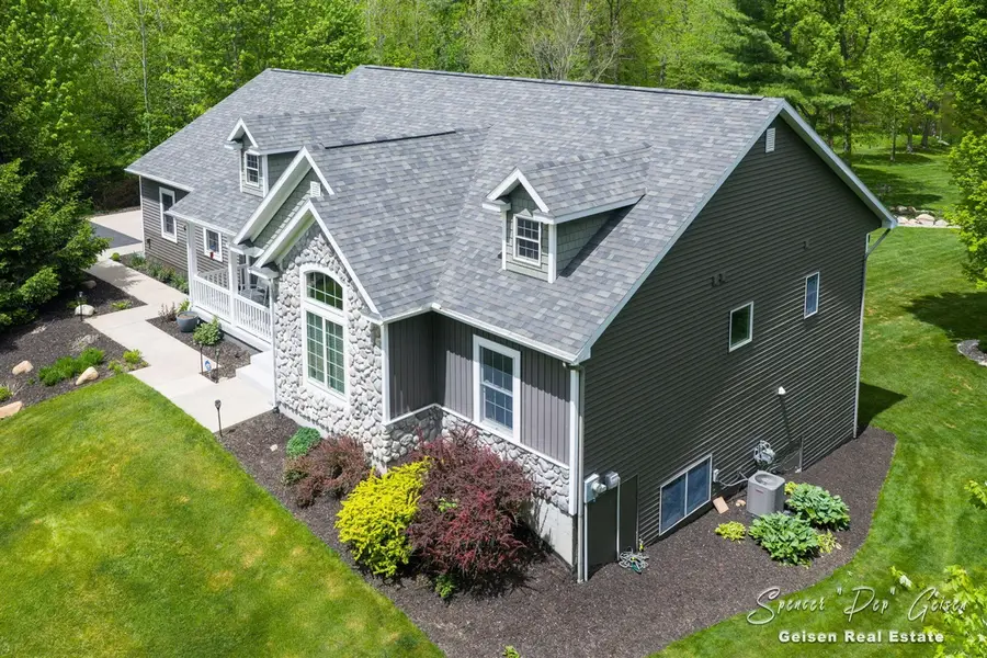 7177 Riverwood, Belding, MI 48809 - #3